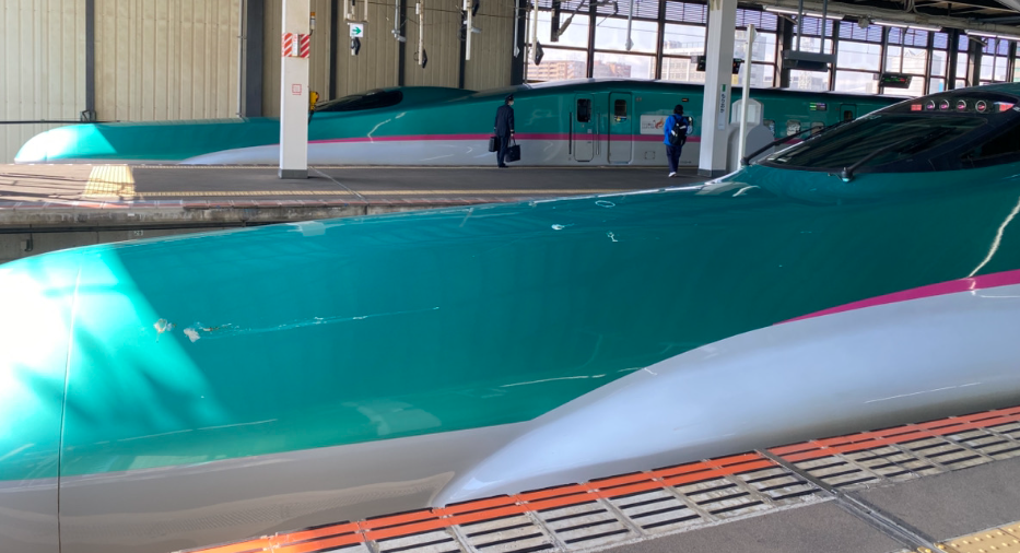 新幹線すいてる時間平日はいつなのかについて